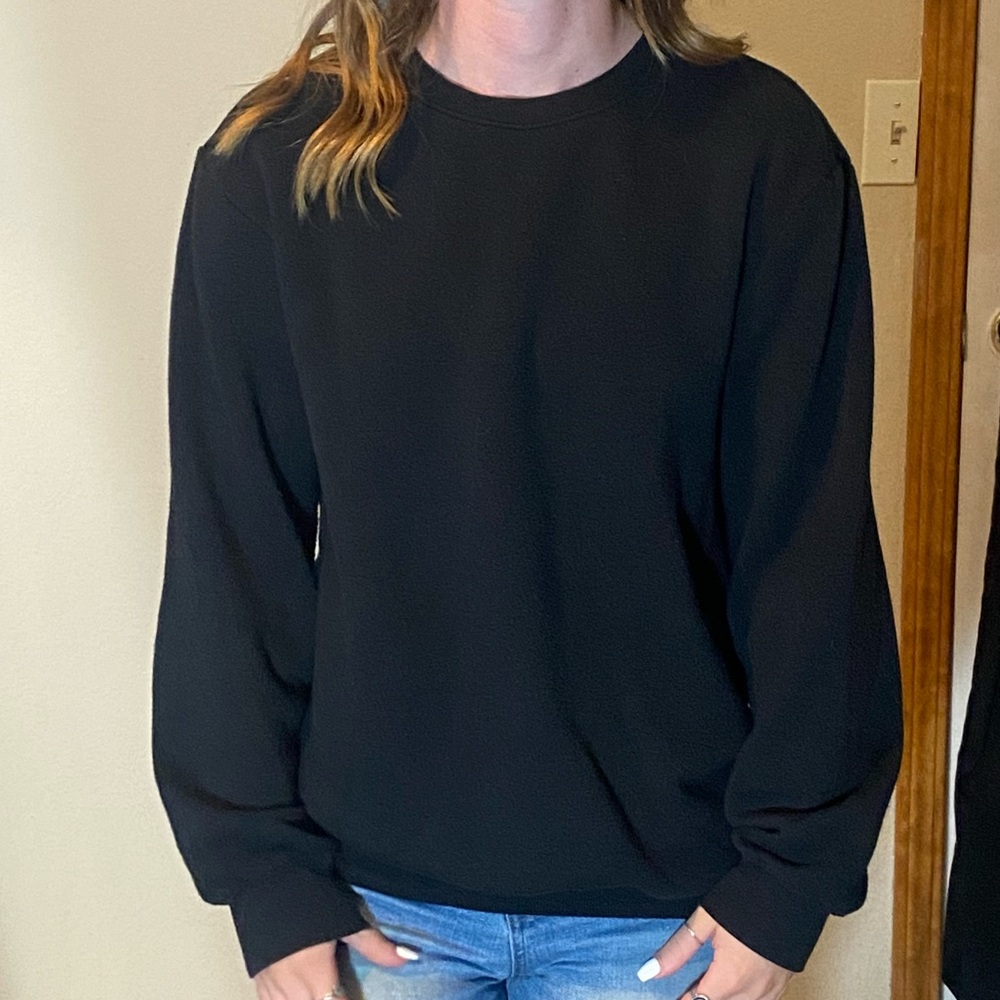 Black crewneck
